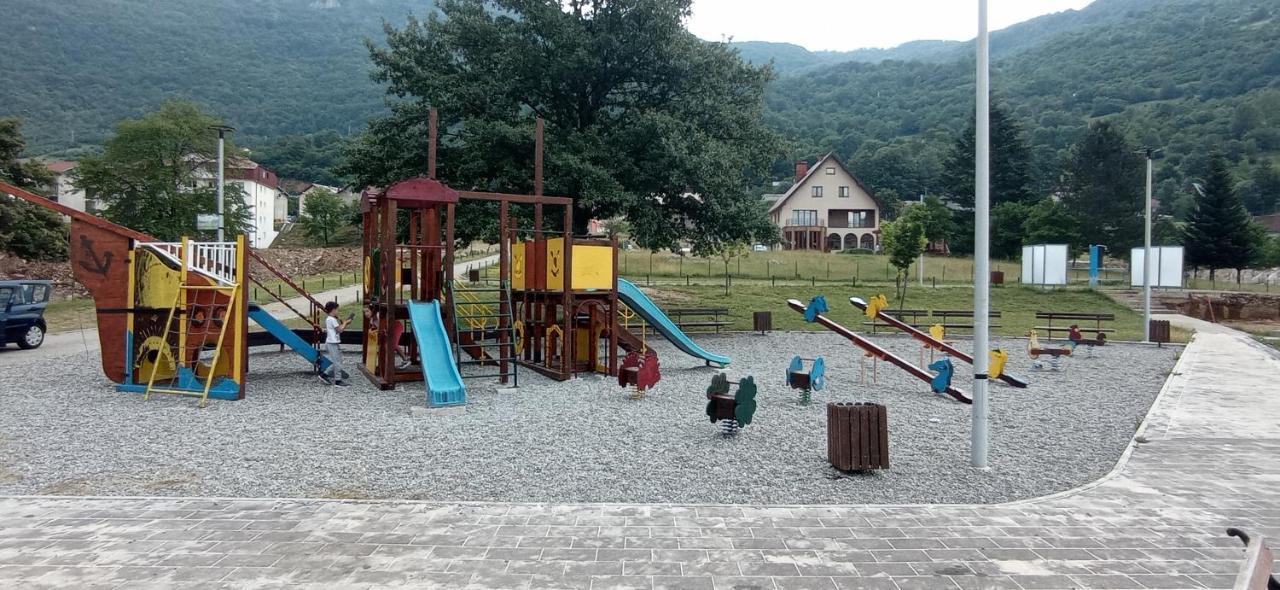 Apartment Holiday Lake - Piva 2022 Pluzine Exterior photo